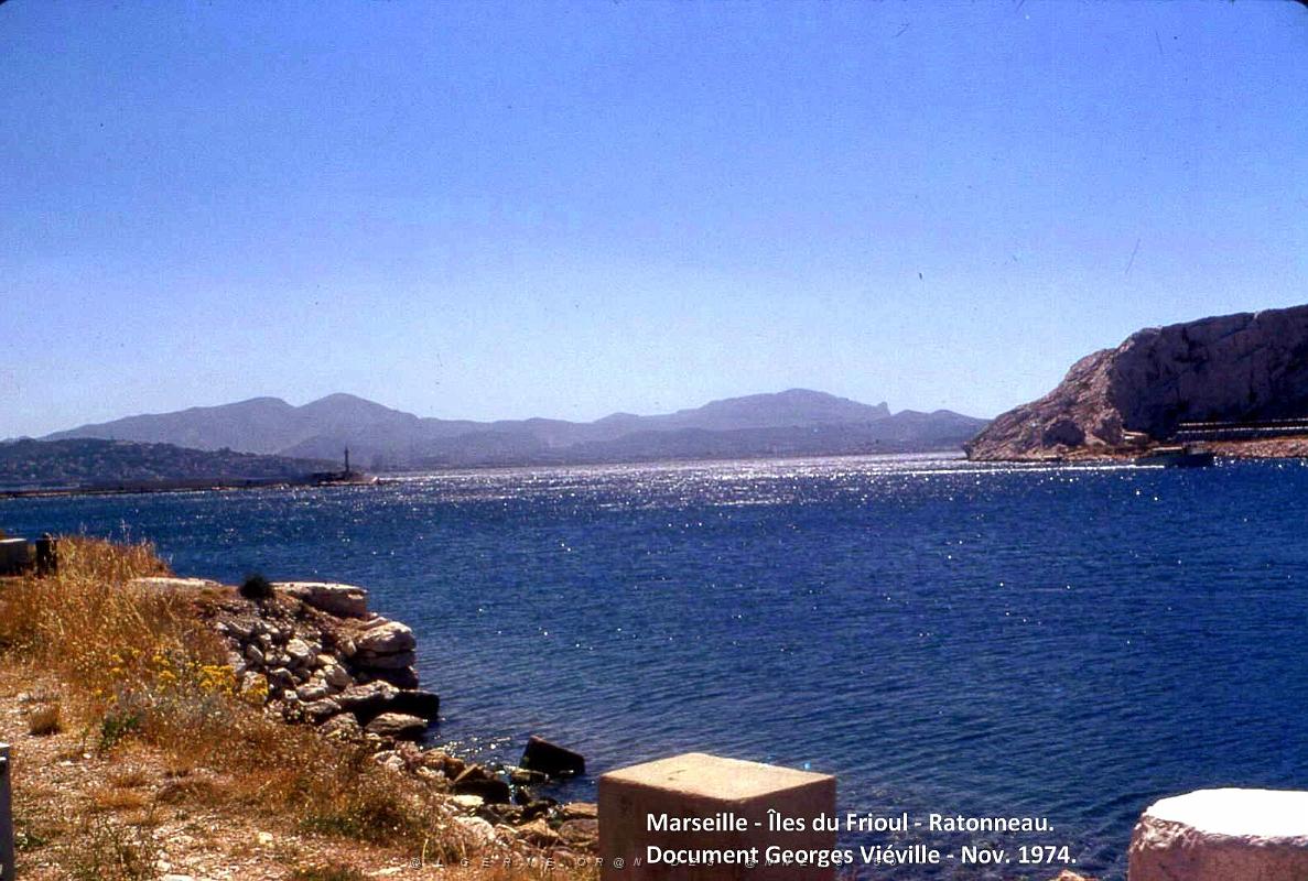 MARSEILLE ILE DU FRIOUL 1974 -RATONNEAU(14).jpg